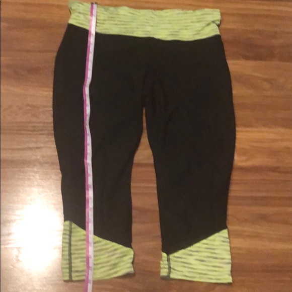 Workout Capris  2+ 30% off bundle - Picture 6 of 6